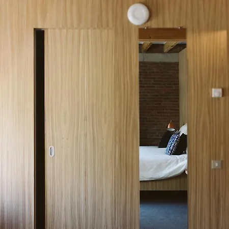 Veado 4* Turnhout